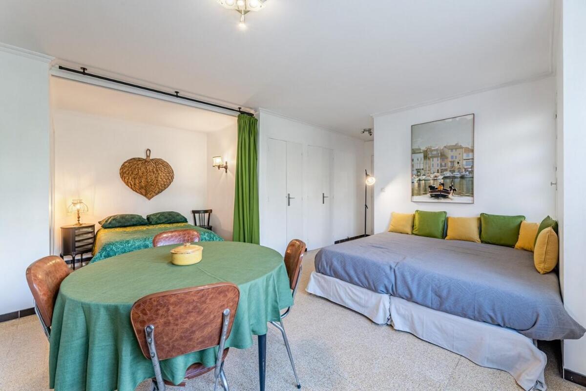 Le Marignan- Studio plein centre Cassis Extérieur photo